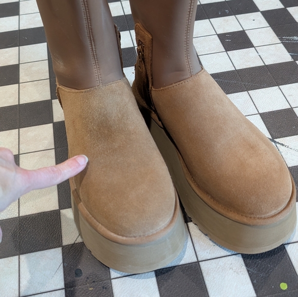 Ugg Classic Dipper Boots Chestnut Size 8 READ DESCRIPTION - Picture 6 of 8